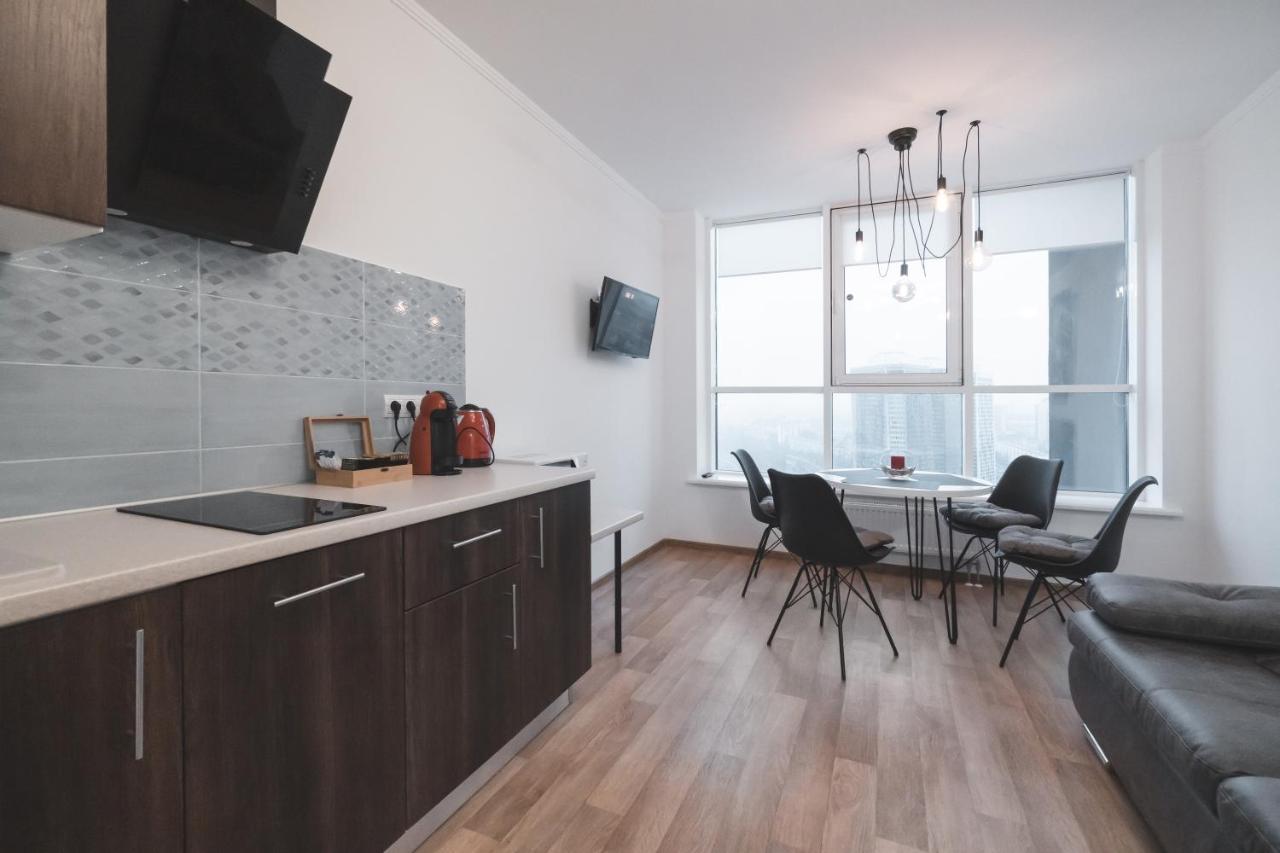 In The Sky Apartment Kiev Exterior foto